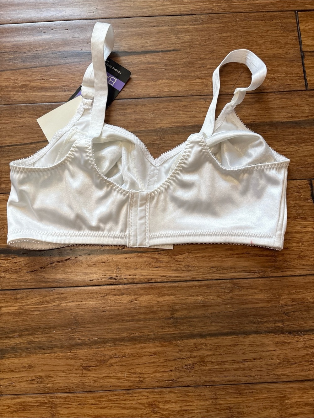 Bali Comfort-U Back Double Support Wireless 38D White NWT Style 3820 - Picture 4 of 6